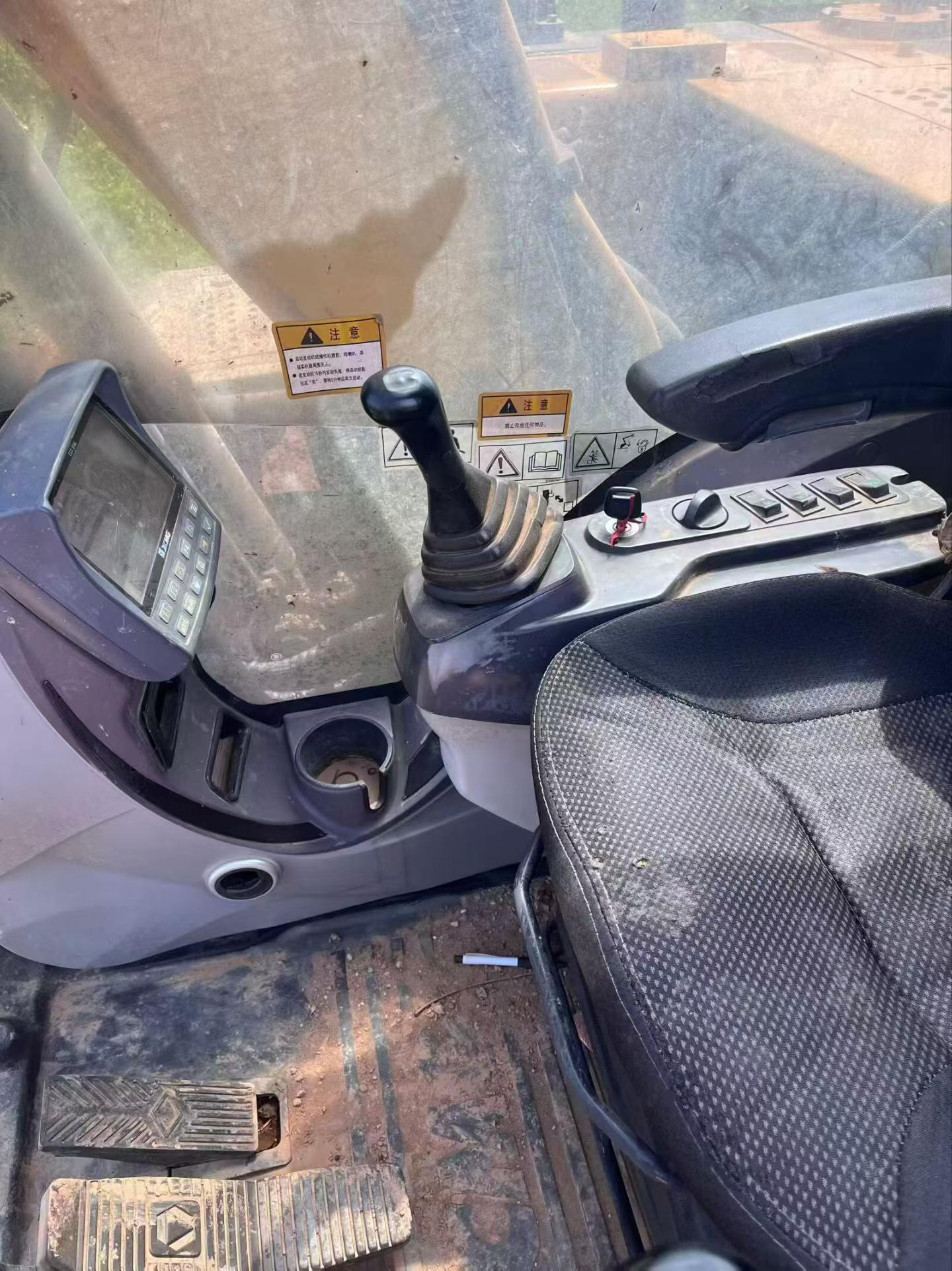 Buy XCMG XE150 Used Excavator / 4 Buy XCMG XE150 Used Excavator / 4