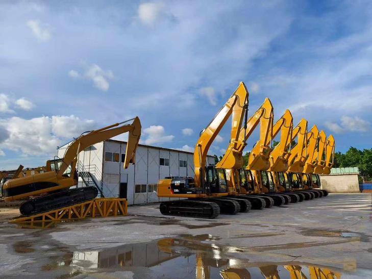 Buy Caterpillar 320C Used Excavator / 1