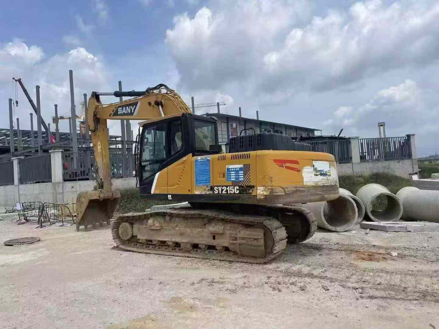Buy Sany SY200C Used Excavator / 1