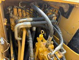 Buy Caterpillar 323D2L Used Excavator / 6 Buy Caterpillar 323D2L Used Excavator / 6