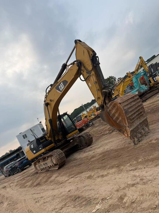 Buy Caterpillar 336E Used Excavator / 1