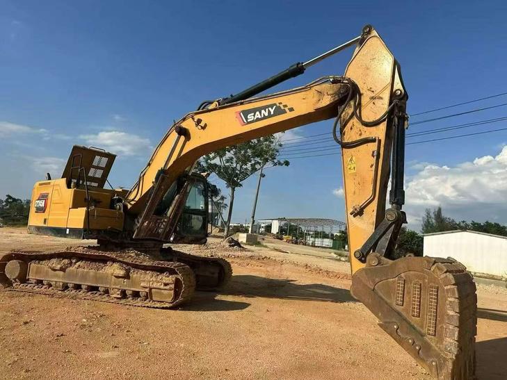 Buy Sany SY245H Used Excavator / 1