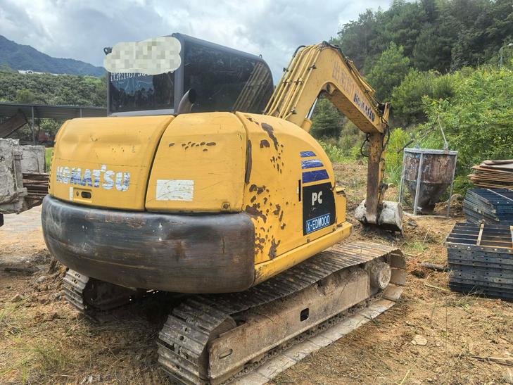 Buy Komatsu PC60-8 Used Excavator / 1