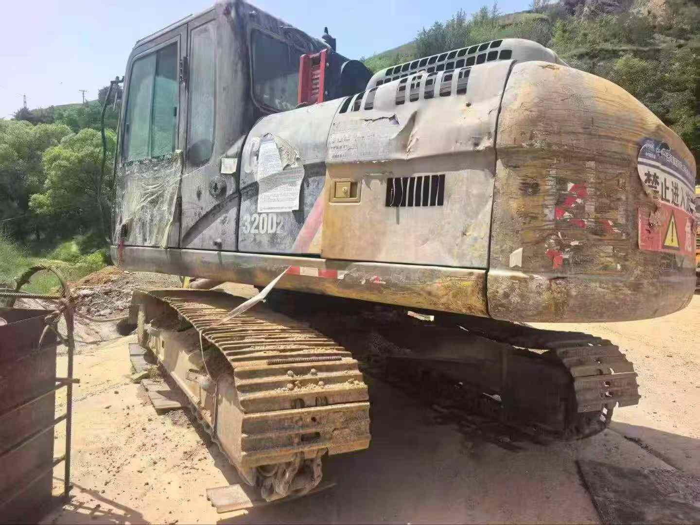Buy Caterpillar 320D Used Excavator / 4 Buy Caterpillar 320D Used Excavator / 4