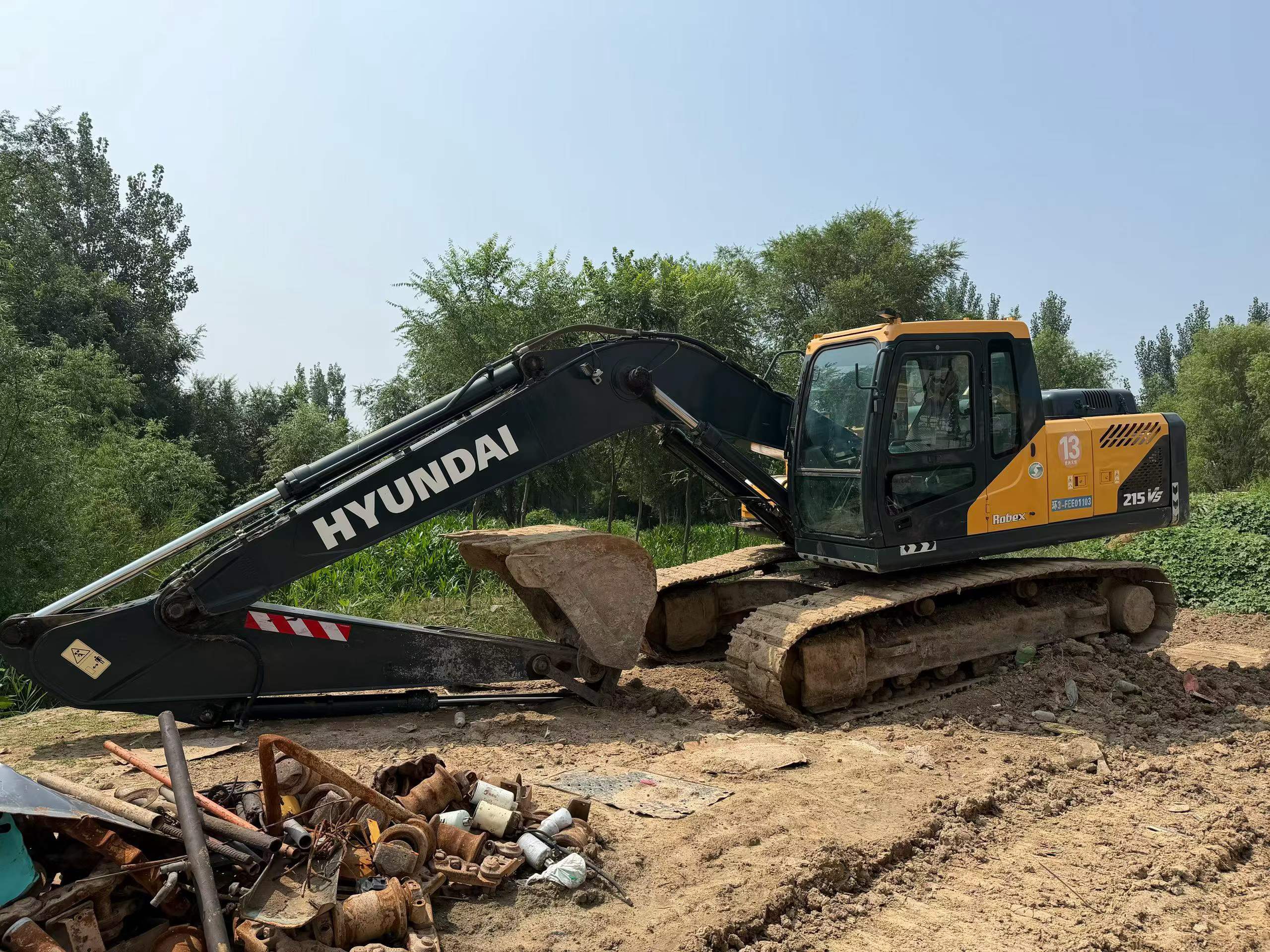 Buy Hyundai R215-7 Used Excavator / 1
