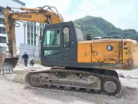 Buy Hyundai R215-7 Used Excavator / 4 Buy Hyundai R215-7 Used Excavator / 4