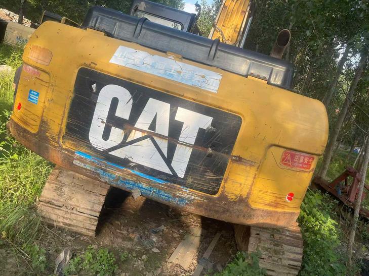 Buy Caterpillar 320DGC Used Excavator / 1