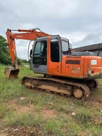 Buy Hitachi Used Excavator / 4 Buy Hitachi Used Excavator / 4