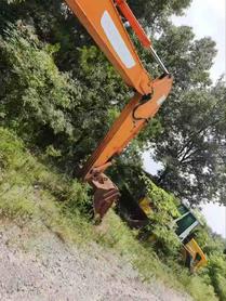Buy Doosan DH225-7 Used Excavator / 3 Buy Doosan DH225-7 Used Excavator / 3