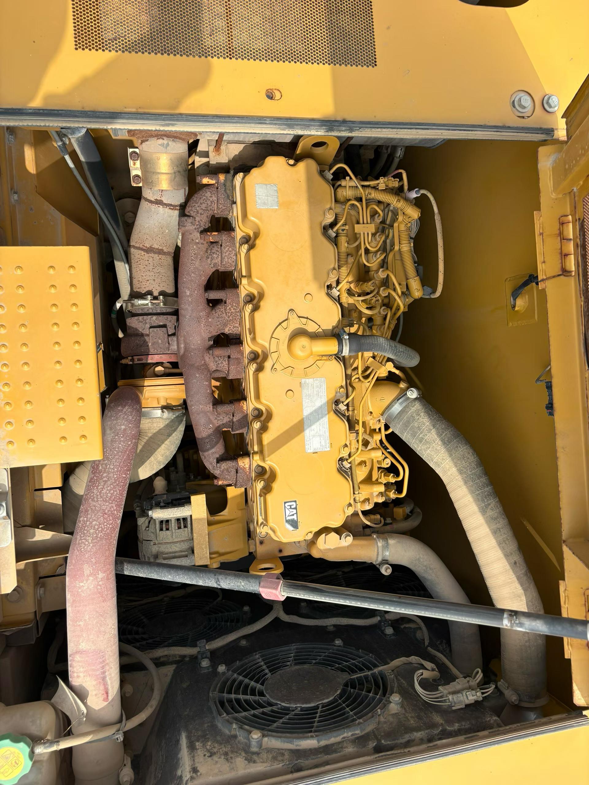 Buy Caterpillar 323 Used Excavator / 5 Buy Caterpillar 323 Used Excavator / 5