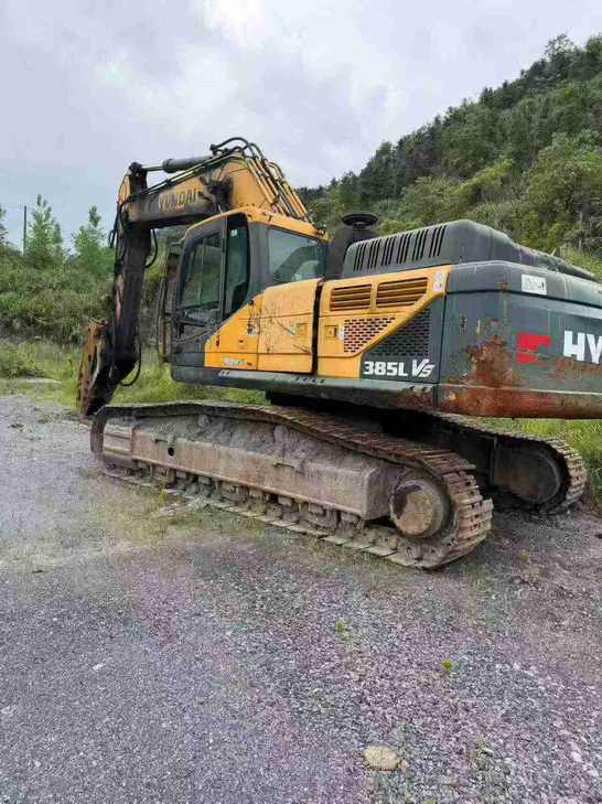 Buy Hyundai R385LVS Used Excavator / 1