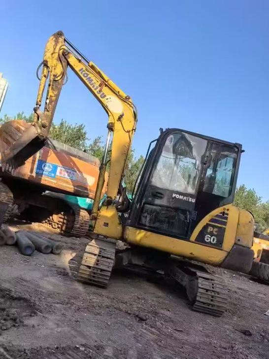 Buy Komatsu PC56-7 Used Excavator / 1