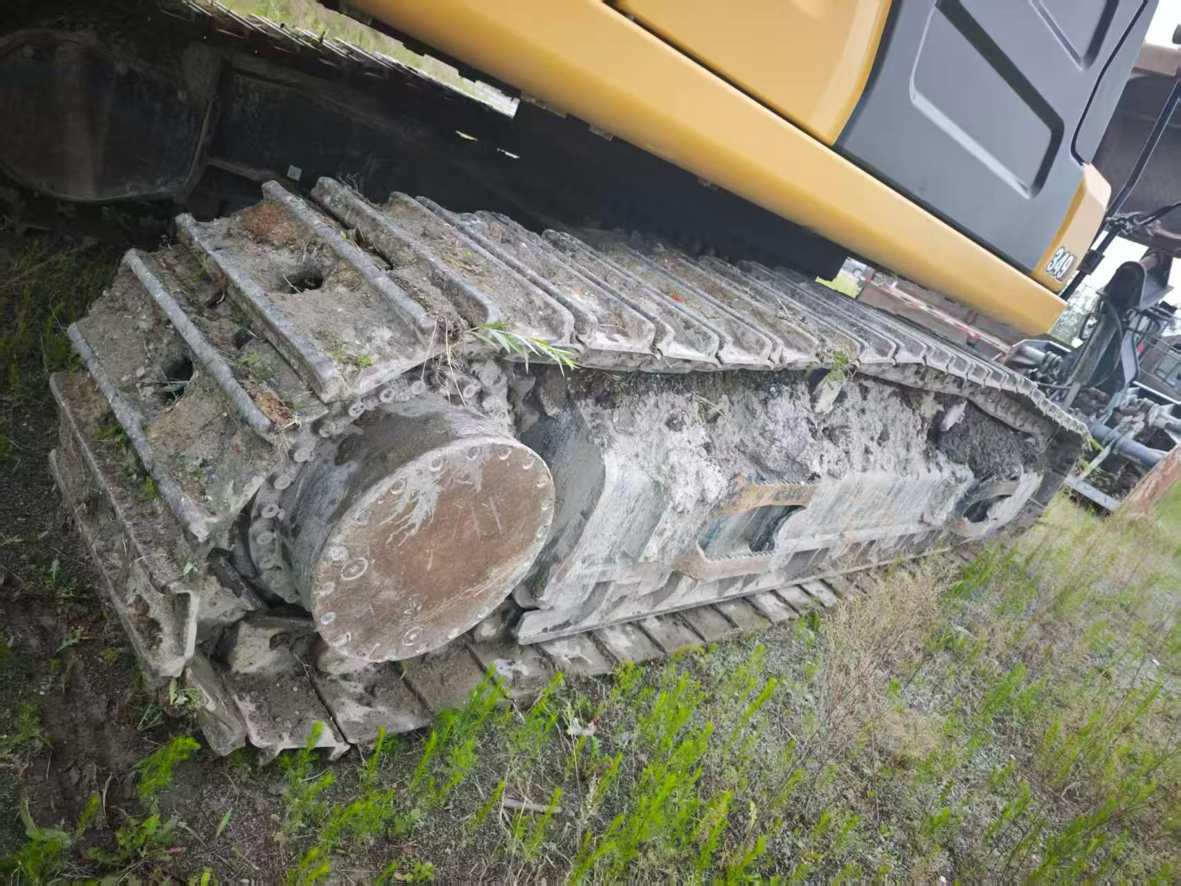 Buy Caterpillar 349E Used Excavator / 1
