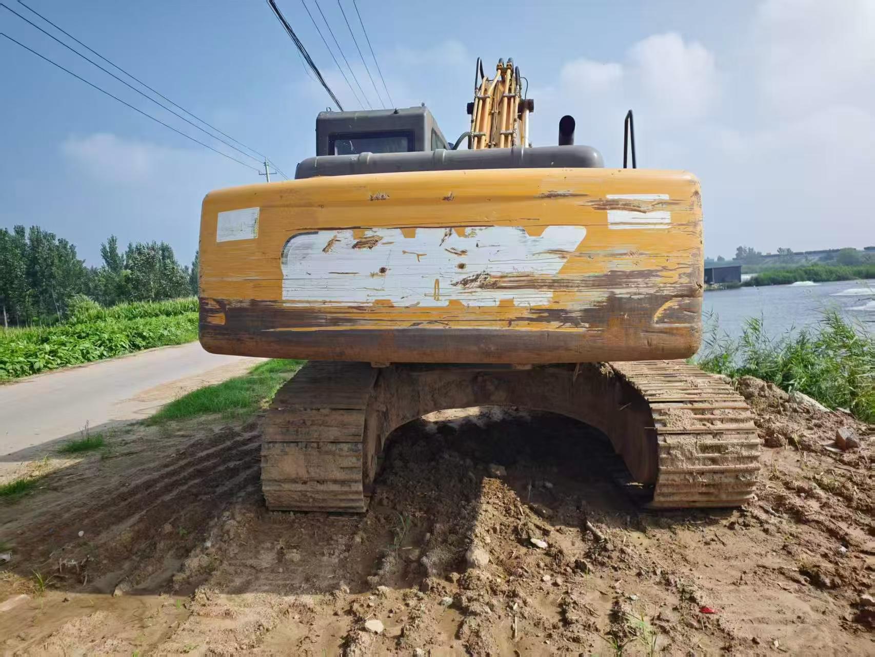 Buy Sany SY215C Used Excavator / 3 Buy Sany SY215C Used Excavator / 3