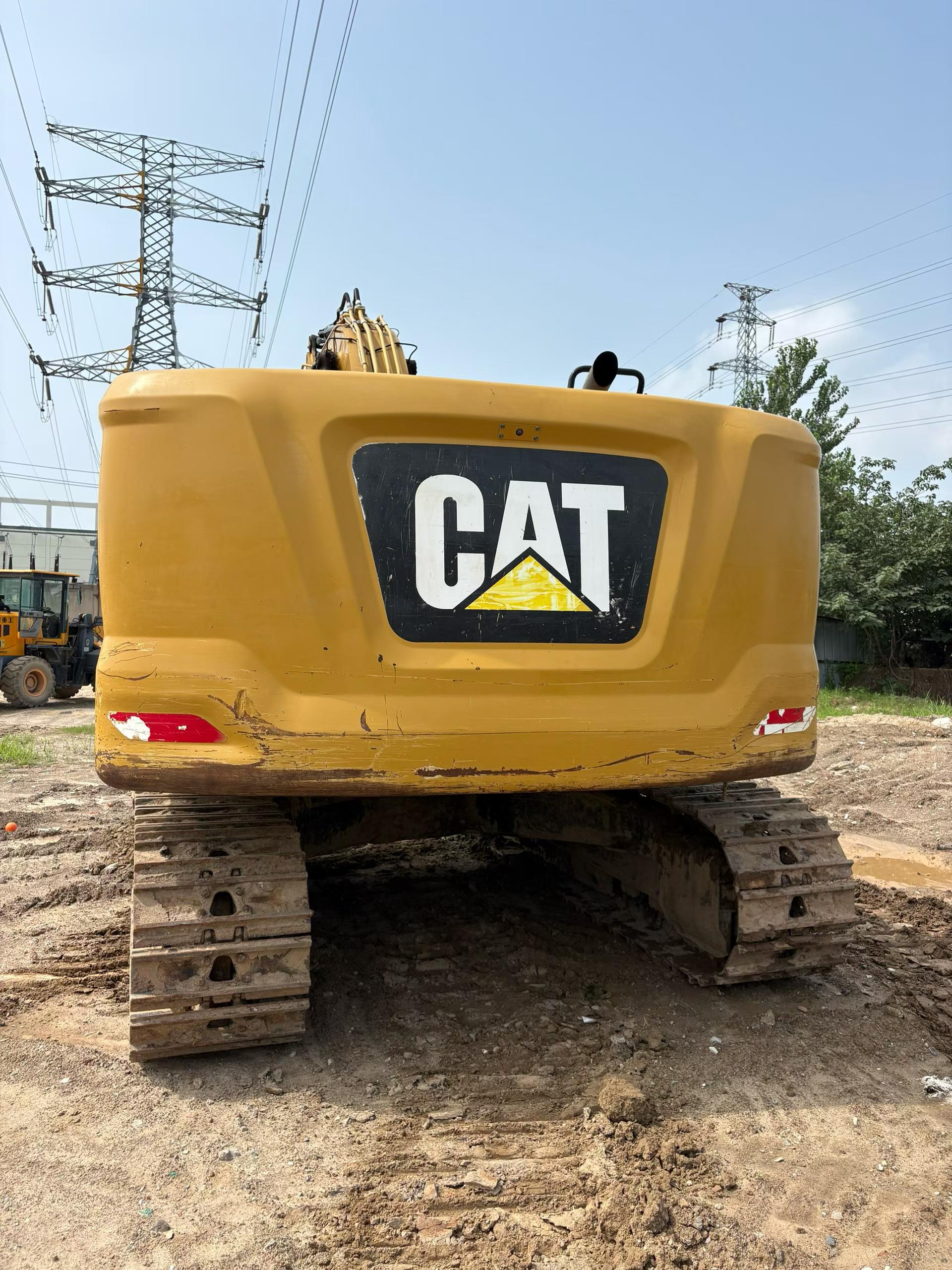 Buy Caterpillar 323 Used Excavator / 2 Buy Caterpillar 323 Used Excavator / 2