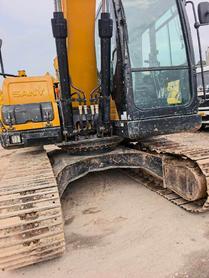 Buy Sany SY125C Used Excavator / 4 Buy Sany SY125C Used Excavator / 4