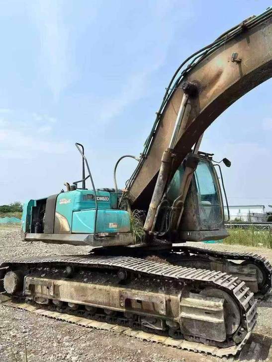 Buy Kobelco SK270D Used Excavator / 1