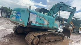 Buy Kobelco SK200 Used Excavator / 2 Buy Kobelco SK200 Used Excavator / 2