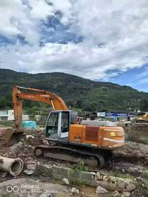 Buy Hitachi EX240-3 Used Excavator / 4 Buy Hitachi EX240-3 Used Excavator / 4
