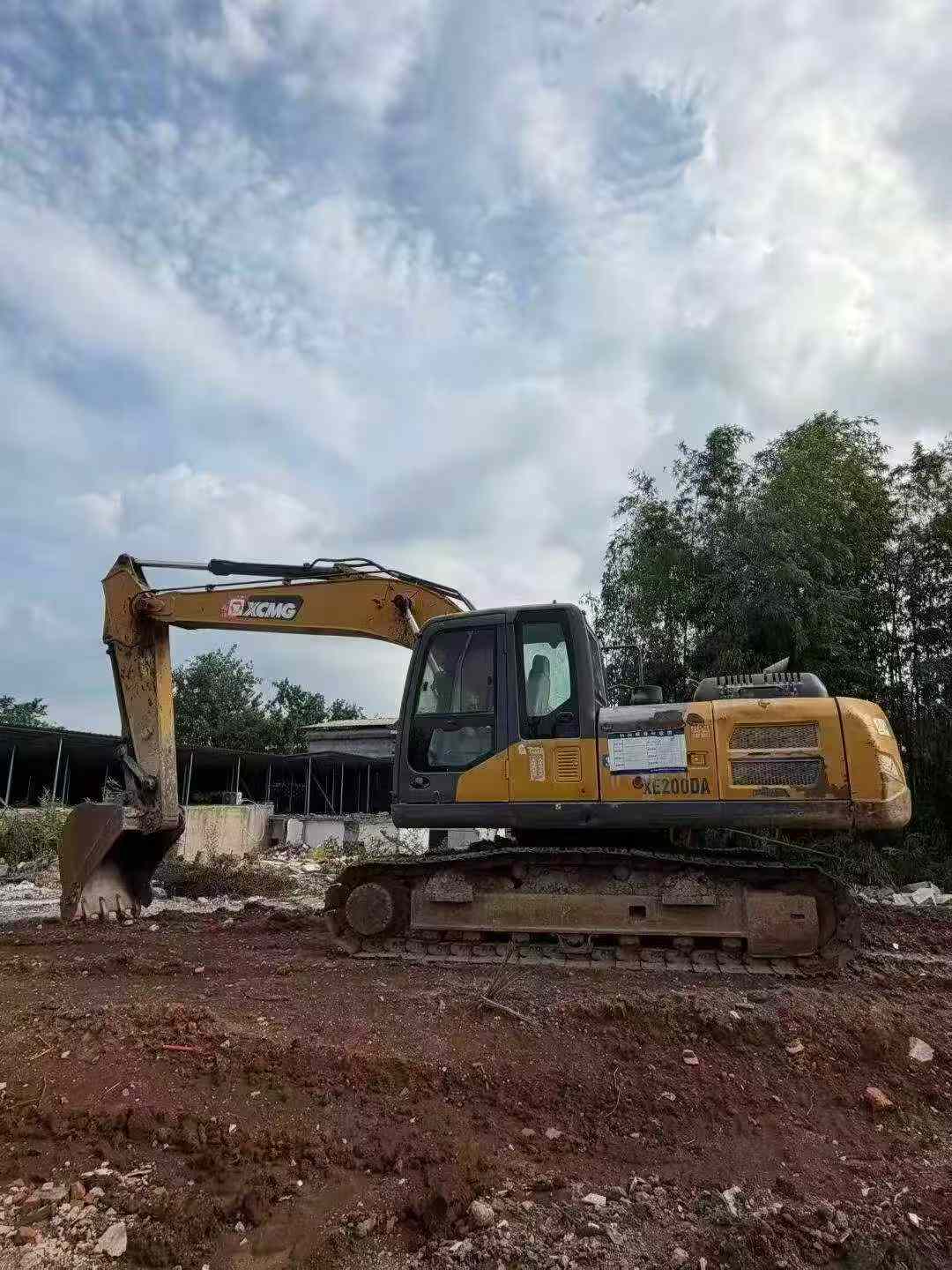 Buy XCMG XE200 Used Excavator / 2 Buy XCMG XE200 Used Excavator / 2