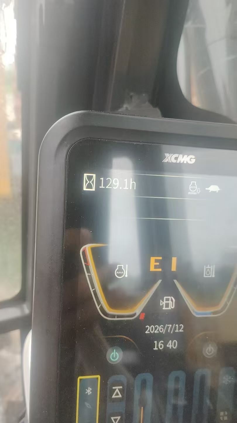 Buy XCMG XE75C Used Excavator / 2 Buy XCMG XE75C Used Excavator / 2