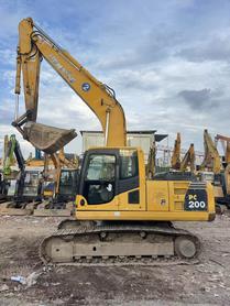 Buy Komatsu PC200-8 Used Excavator / 2 Buy Komatsu PC200-8 Used Excavator / 2
