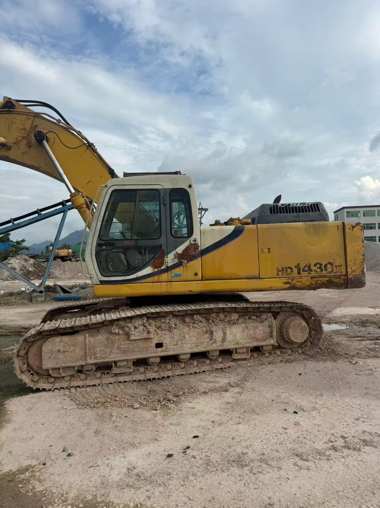 Buy Kato Used Excavator / 1