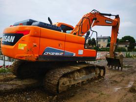 Buy Doosan DH215-7 Used Excavator / 2 Buy Doosan DH215-7 Used Excavator / 2