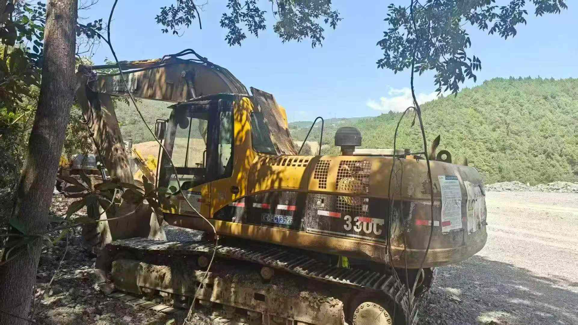 Buy Caterpillar 325C Used Excavator / 2