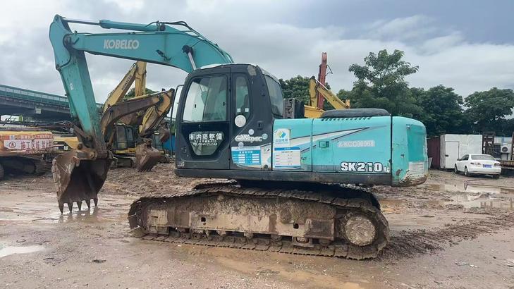 Buy Kobelco SK200 Used Excavator / 1