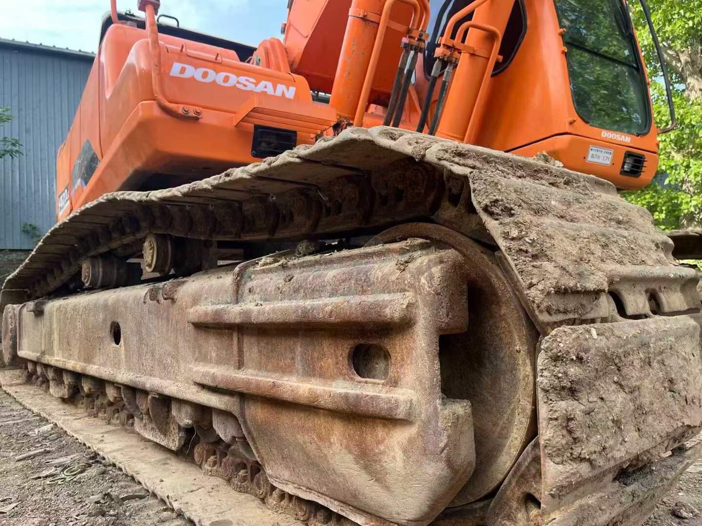 Buy Doosan DH420 Used Excavator / 4 Buy Doosan DH420 Used Excavator / 4