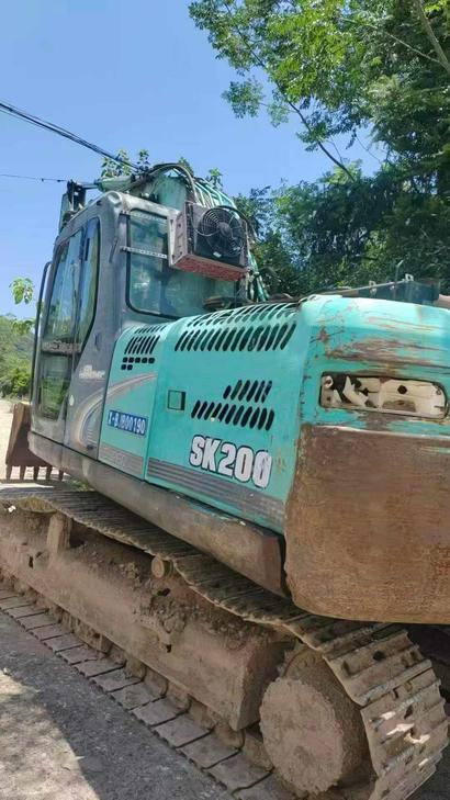 Buy Kobelco SK200-8 Used Excavator / 1