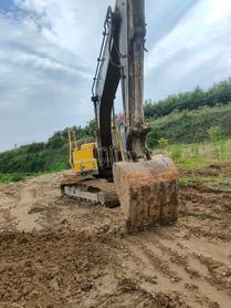 Buy Volvo EC210B Used Excavator / 3 Buy Volvo EC210B Used Excavator / 3