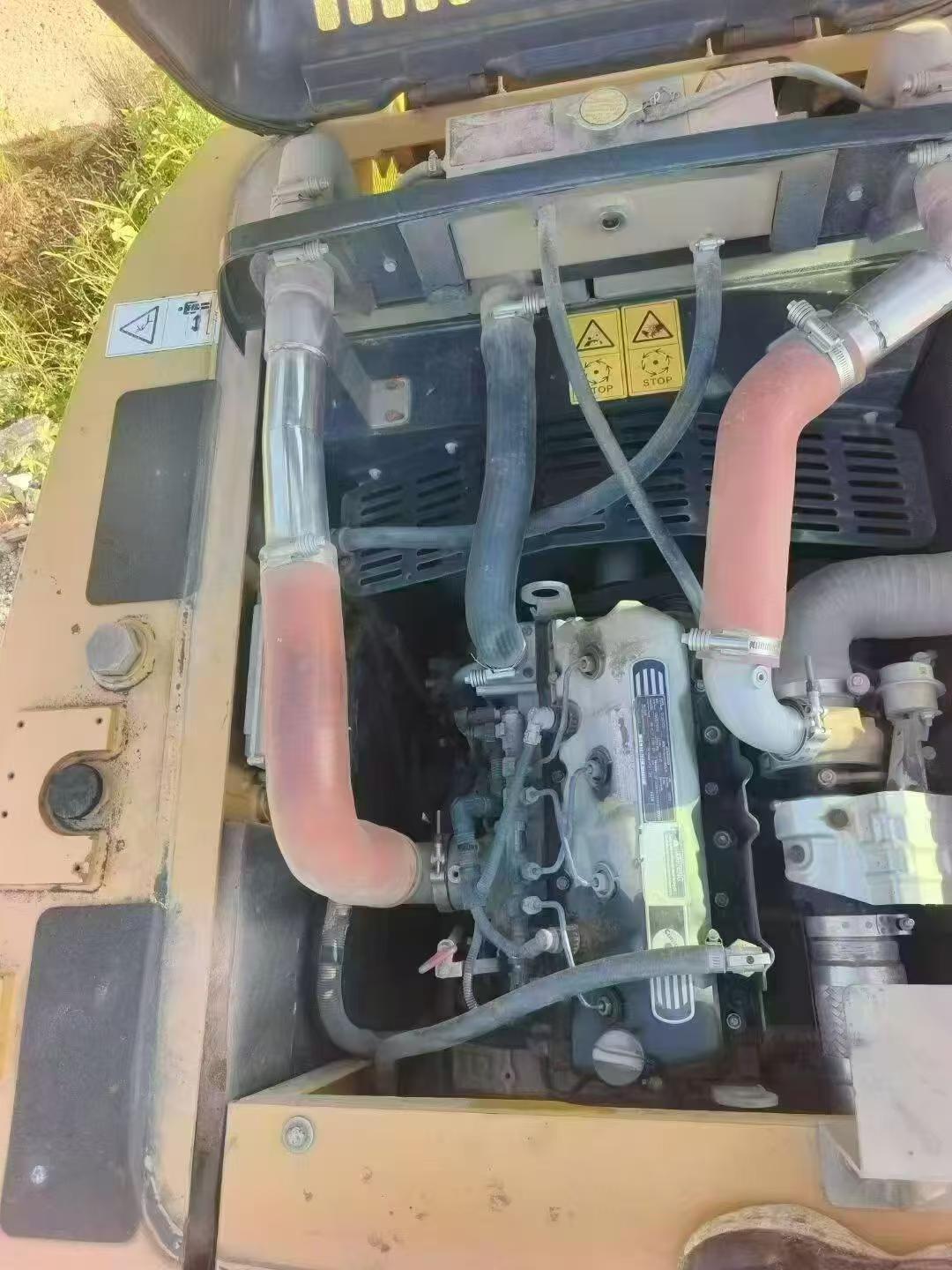Buy XCMG XE135B Used Excavator / 1
