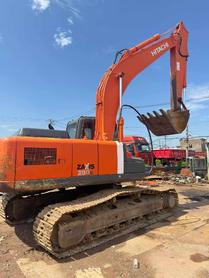 Buy Hitachi ZX200-3G Used Excavator / 2 Buy Hitachi ZX200-3G Used Excavator / 2