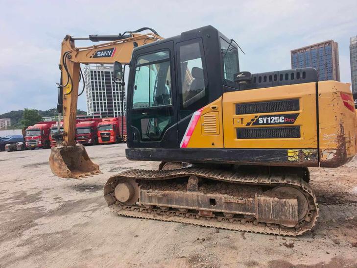 Buy Sany SY125C Used Excavator / 1