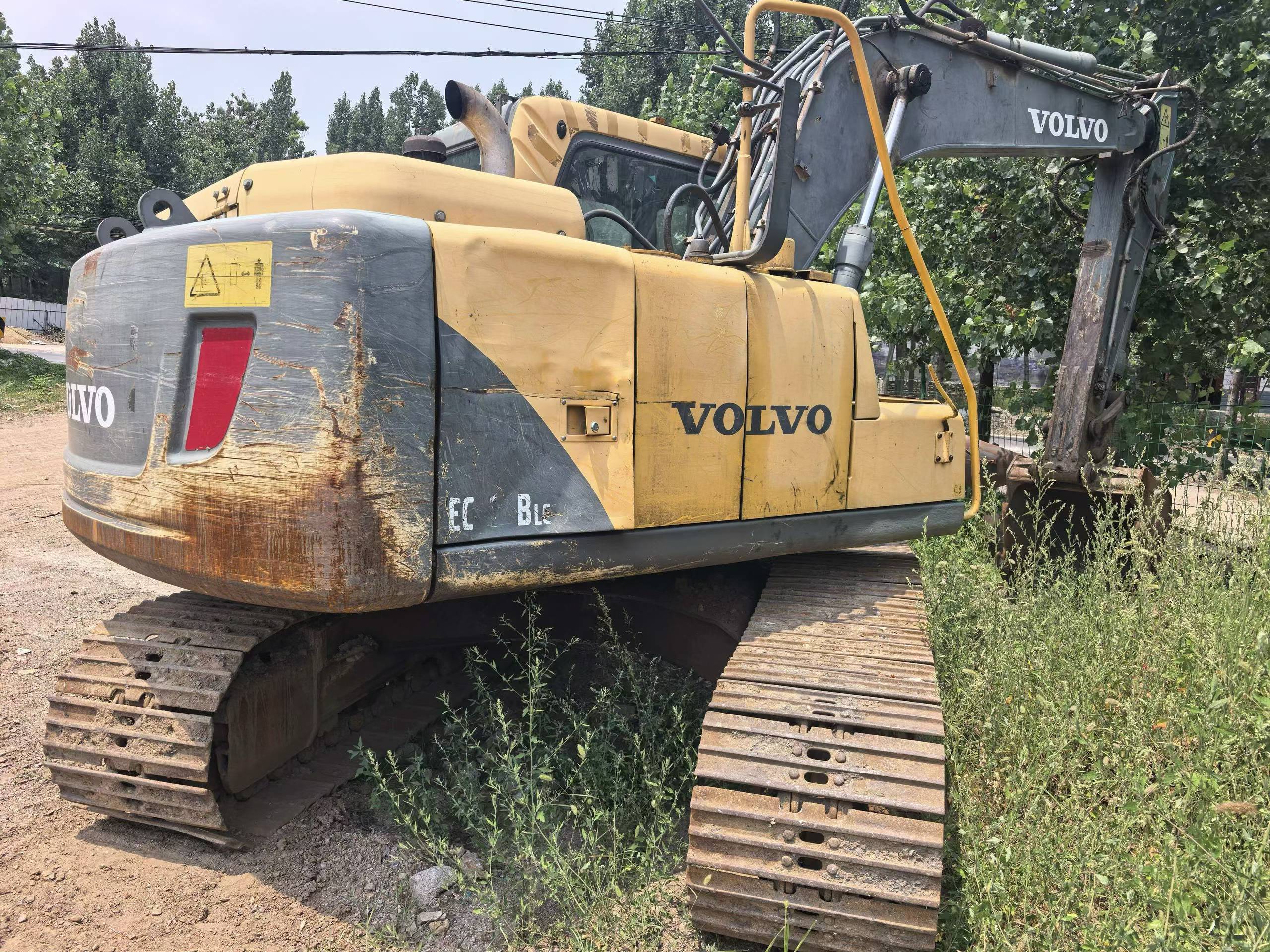 Buy Volvo EC140 Used Excavator / 6 Buy Volvo EC140 Used Excavator / 6