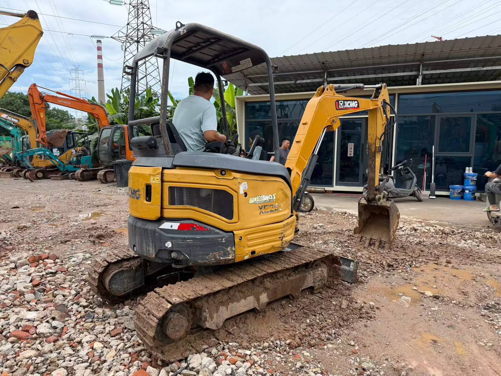 Buy XCMG XE26U Used Excavator / 3
