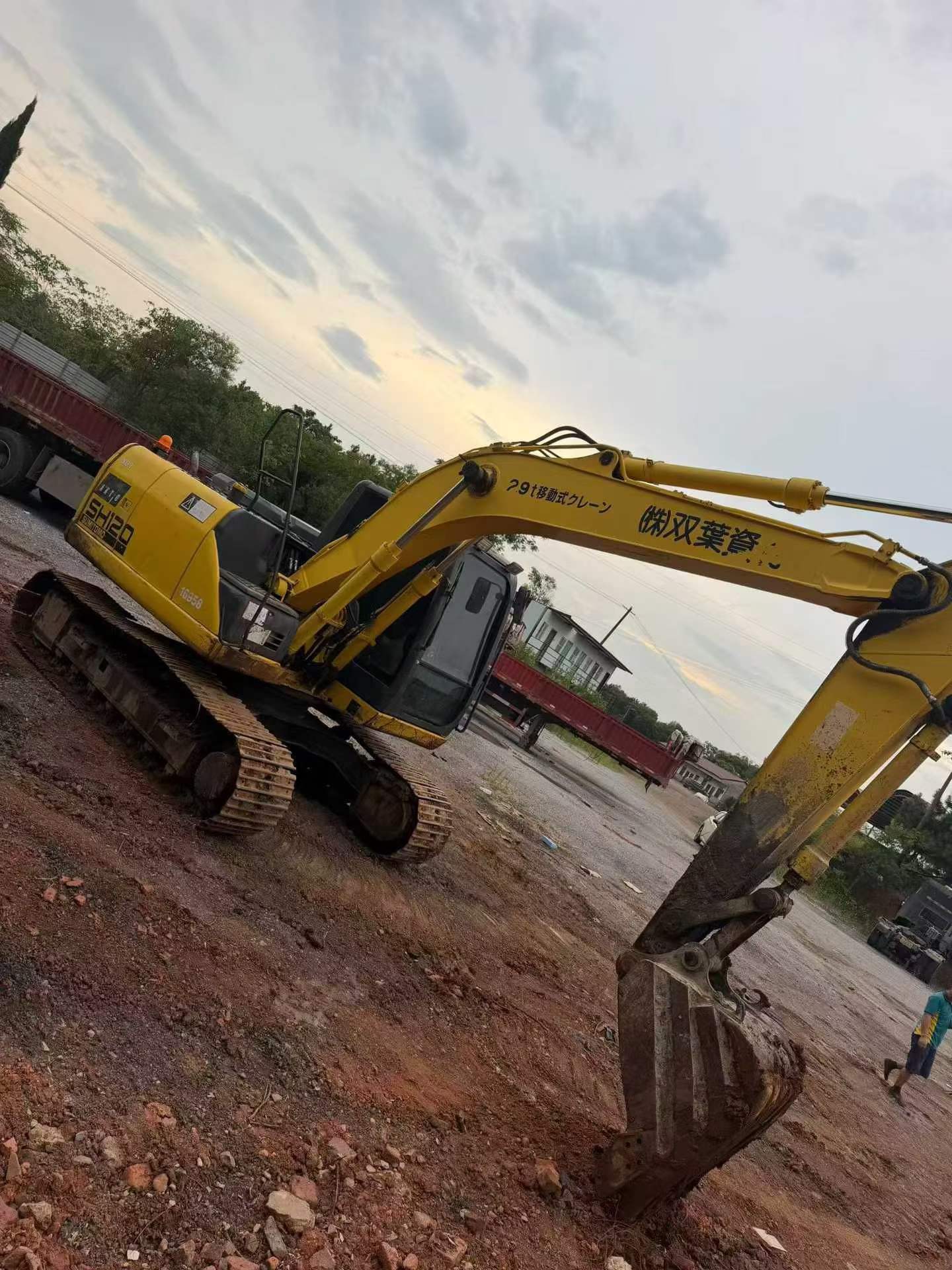 Buy Sumitomo SH120 Used Excavator / 2 Buy Sumitomo SH120 Used Excavator / 2