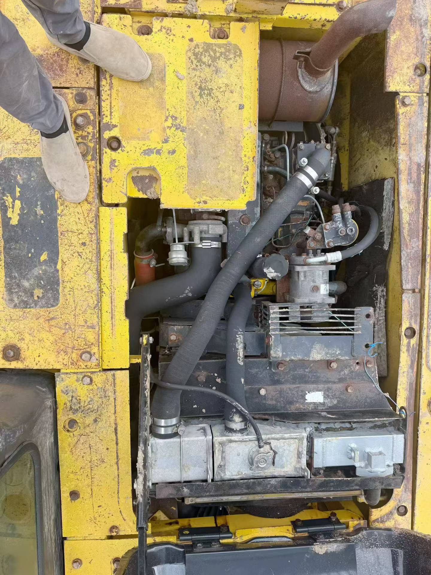 Buy Komatsu PC130-7 Used Excavator / 5