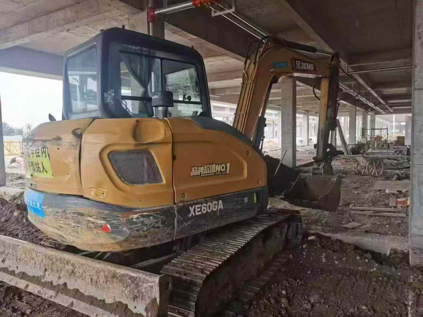 Buy XCMG XE60 Used Excavator / 4