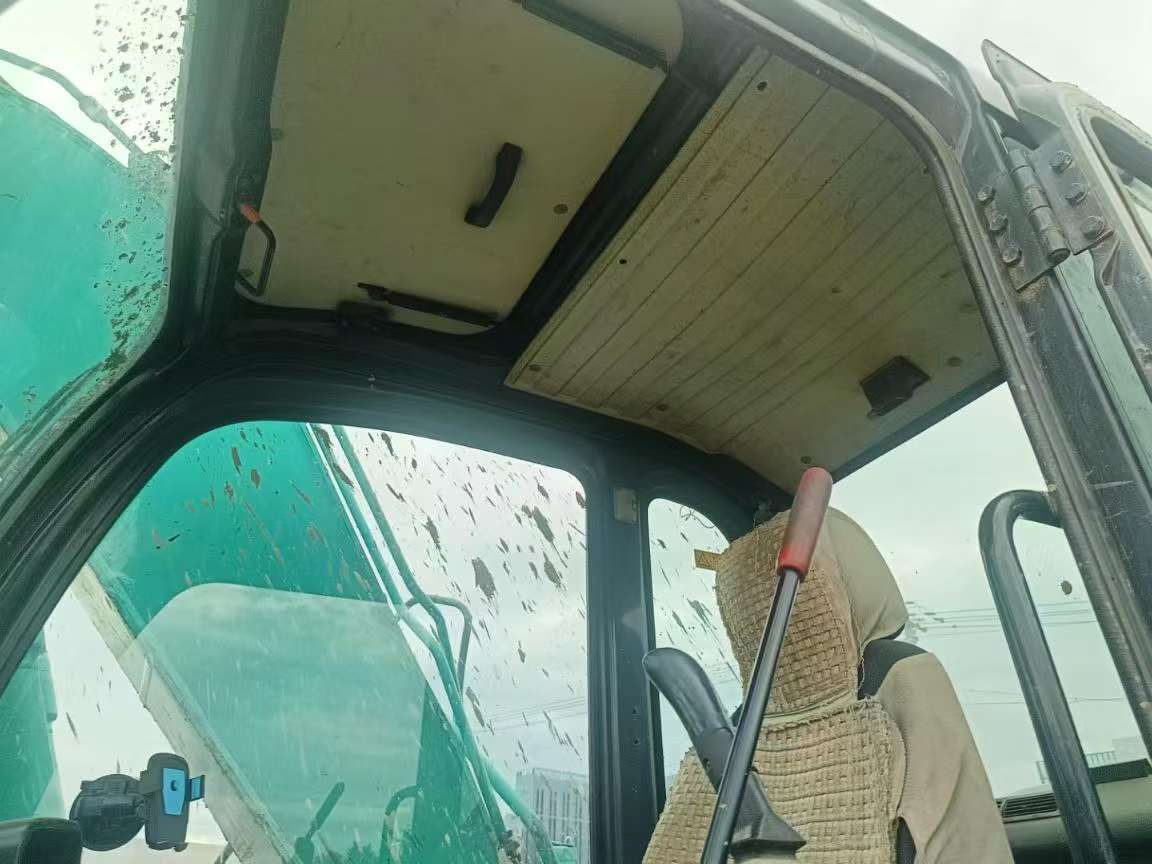 Buy Kobelco SK130 Used Excavator / 6 Buy Kobelco SK130 Used Excavator / 6