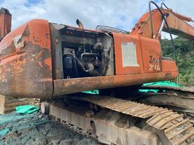 Buy Hitachi EX270-6 Used Excavator / 2 Buy Hitachi EX270-6 Used Excavator / 2