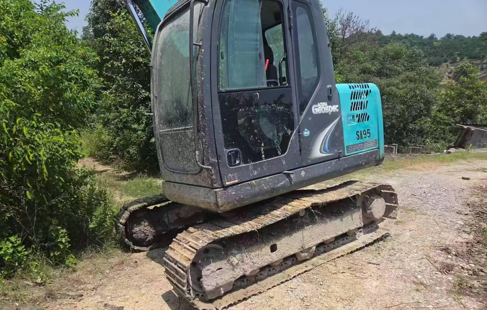 Buy Kobelco SK75 Used Excavator / 2