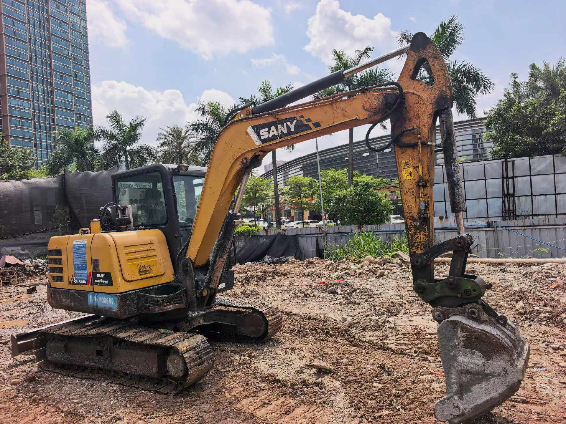 Buy Sany SY60 Used Excavator / 1