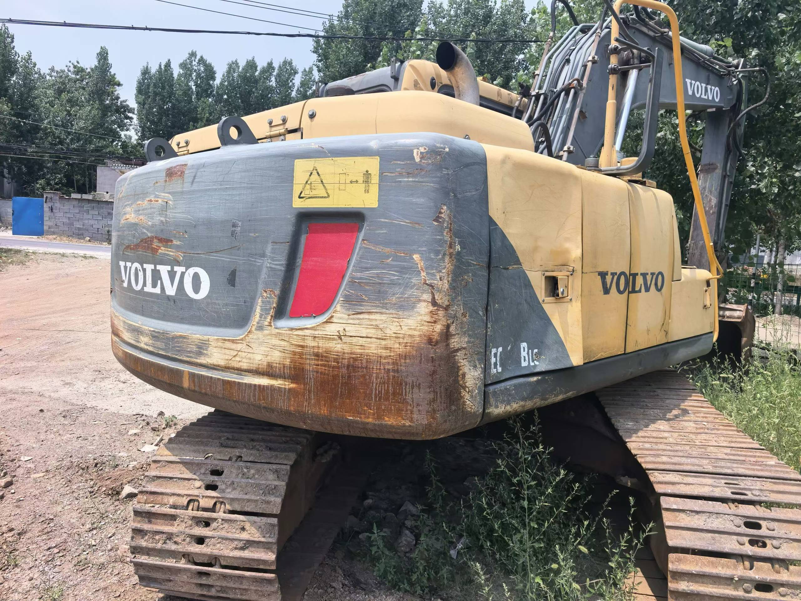 Buy Volvo EC140 Used Excavator / 5 Buy Volvo EC140 Used Excavator / 5