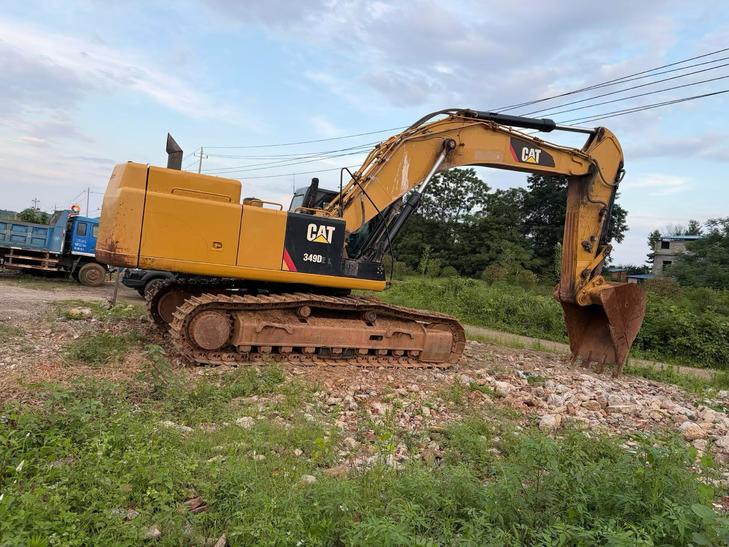 Buy Caterpillar 349E Used Excavator / 1