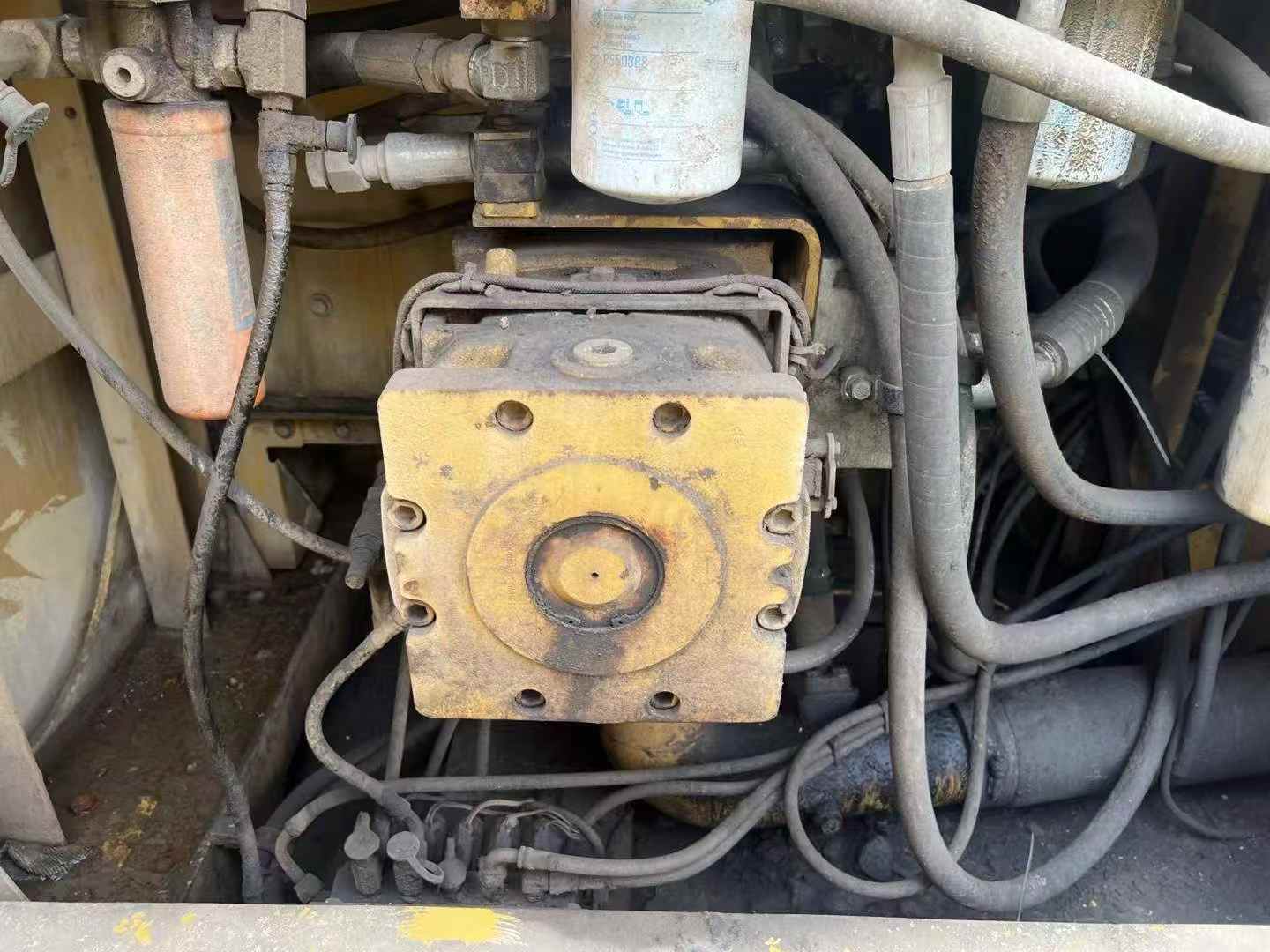 Buy Caterpillar 374D Used Excavator / 6