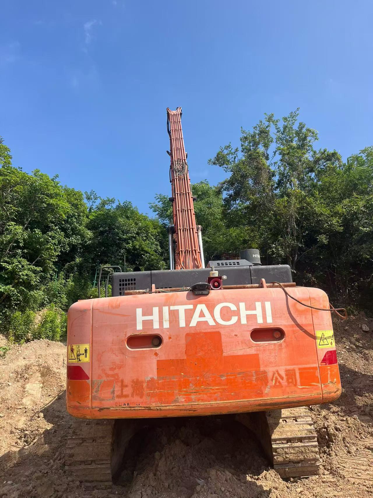 شراء حفارة Hitachi ZX490LCH-5A مستعملة / 2