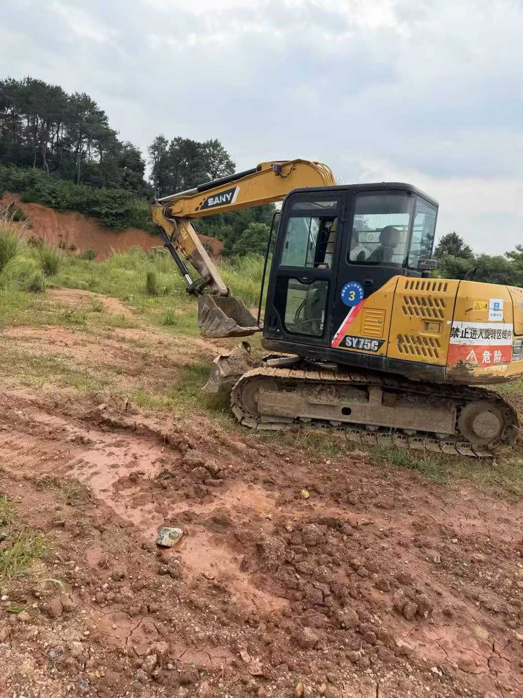 Buy Sany SY75 Used Excavator / 3 Buy Sany SY75 Used Excavator / 3